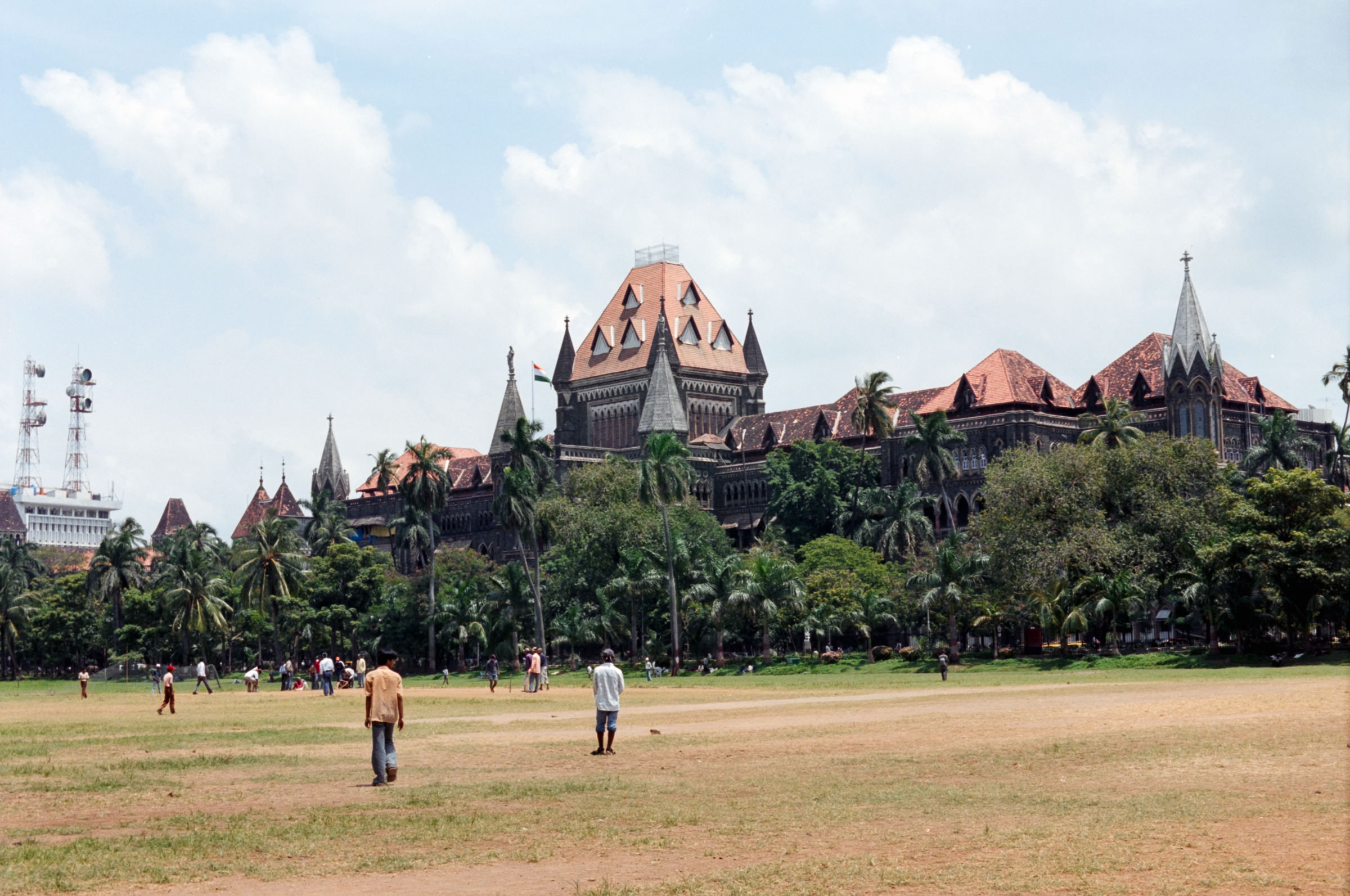 AHP F2004 09 002 sc250526 img35 NLP